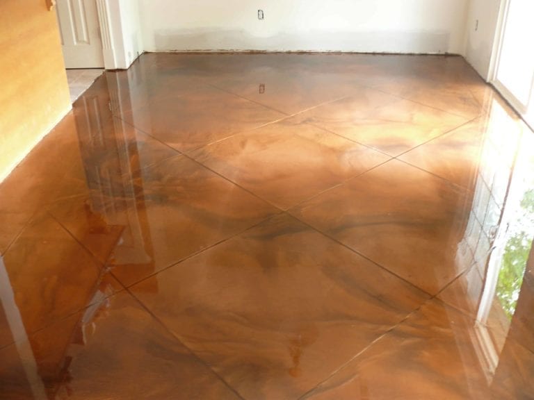 Honey metallic epoxy floor living room in Nashville, TN